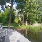 Na 4 Lapy Semesterbostad Zywki