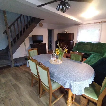 Na 4 Lapy Holiday home *